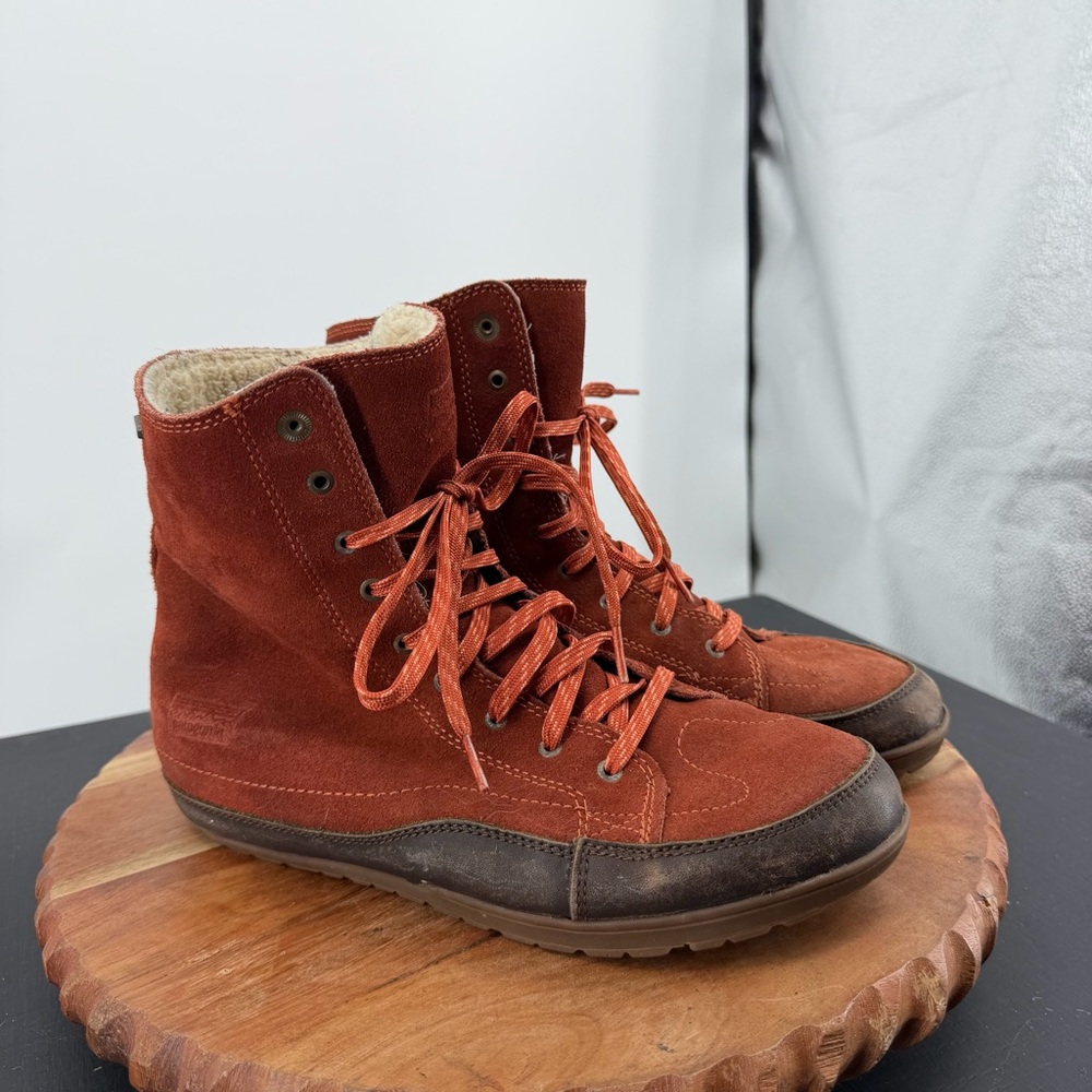 Patagonia Activist Waterproof Rusted Iron Women’s Suede Hiking Boots Size 8